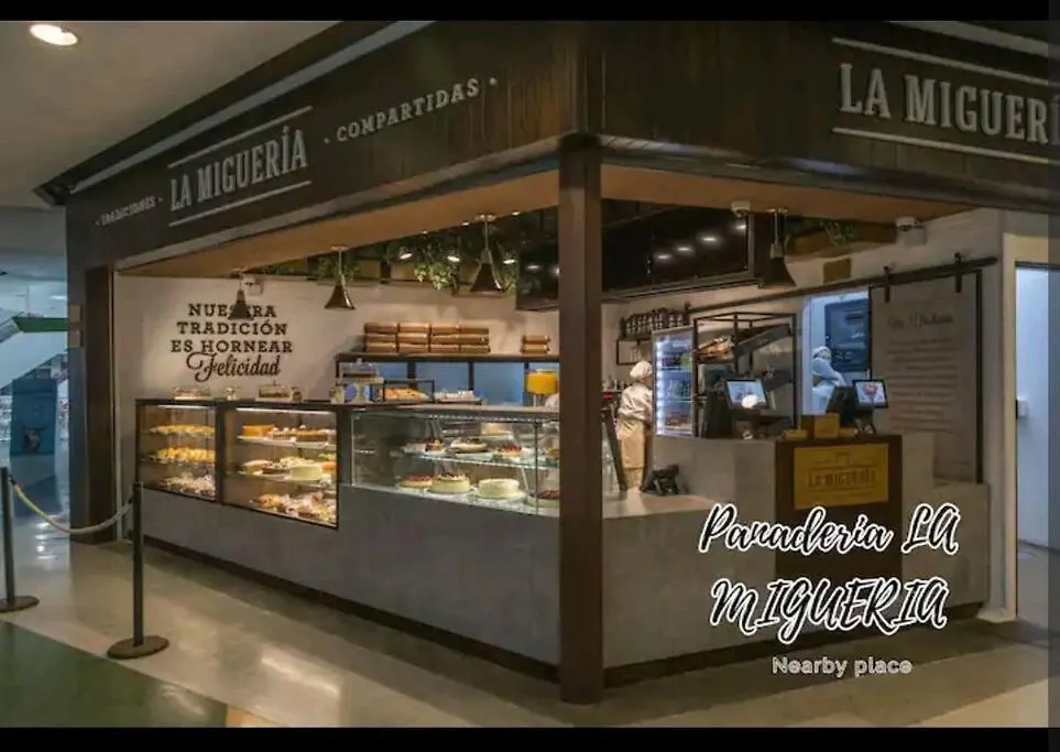 Increible Apartaestudio Cerca Al Centro Comercial Los Molinos Medellín 0*,  Colombie